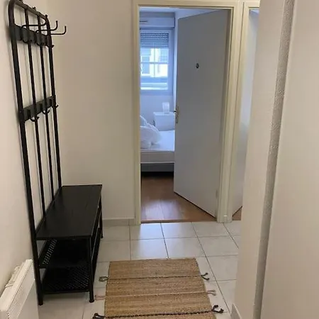 Grand Free Parking Prive Gratuit *